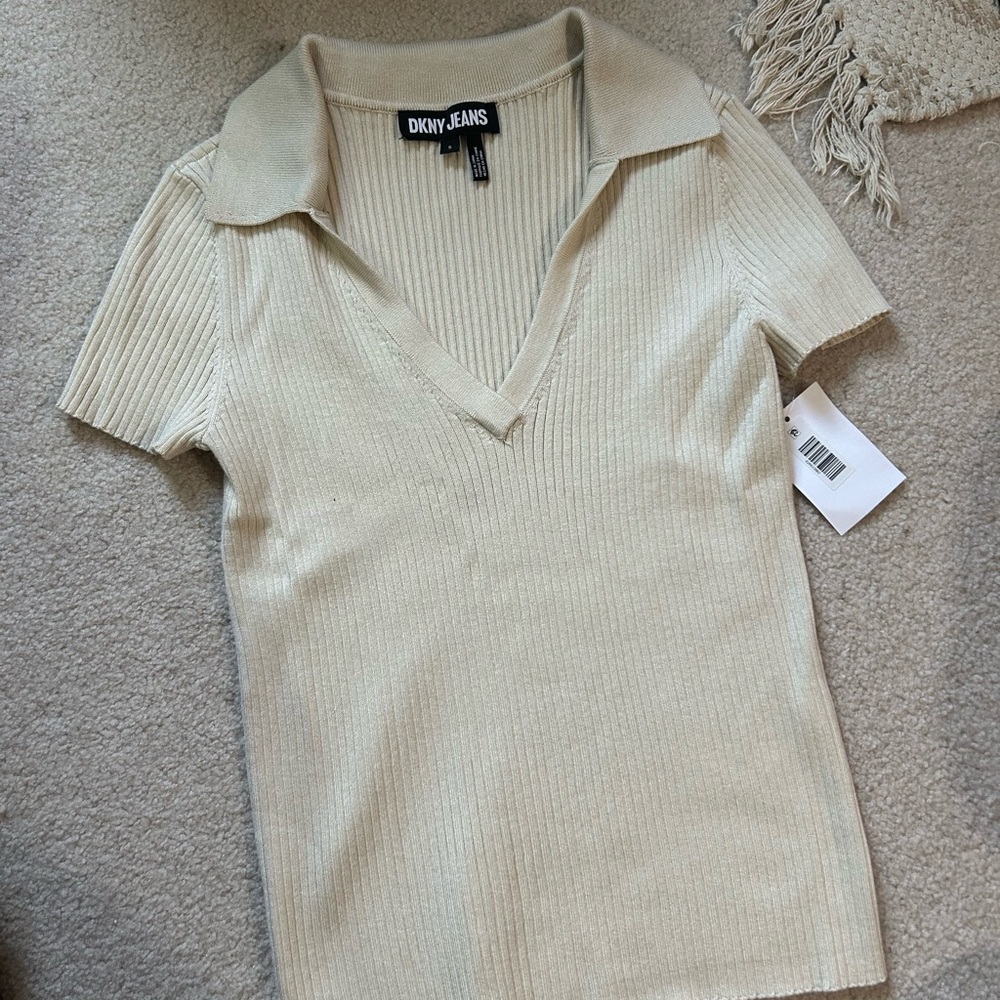 🍒2 for $12🍒 DKNY Cream Ribbed Polo Blouse